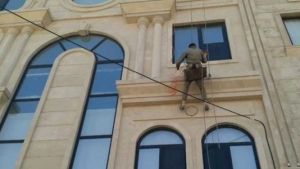 جلوگیری از ریزش سنگ نما